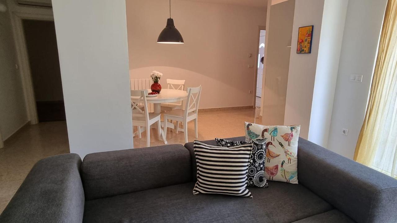 Casa Emma With Pool Διαμέρισμα Πόρετς Εξωτερικό φωτογραφία